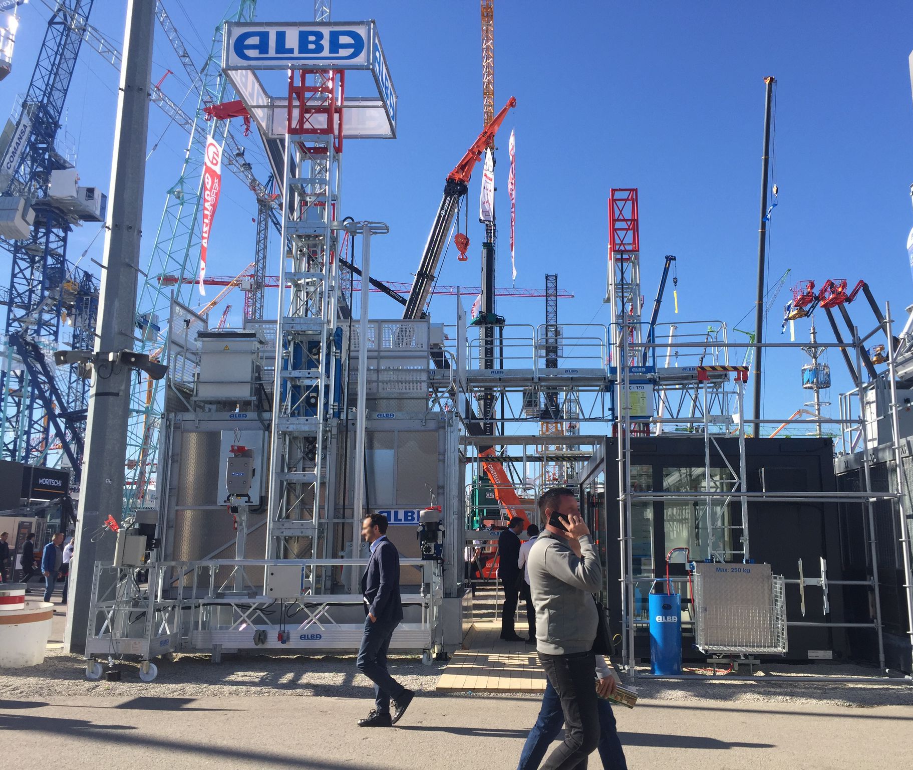 Suspended access equipment 